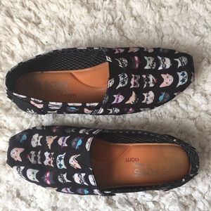 Bobs Skechers memory foam cat kitty shoes slip ons